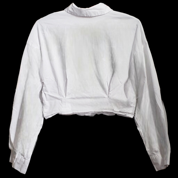 Dynamite White Poplin Crop Top. - Picture 2 of 3